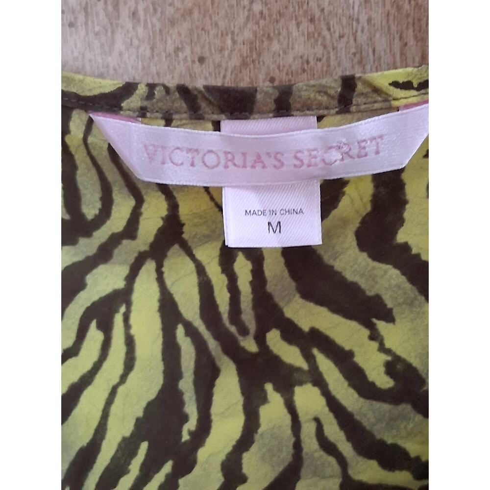 Vintage Y2K Victoria's Secret 100% Silk Chemise Green Animal Print Size Medium - Picture 2 of 6